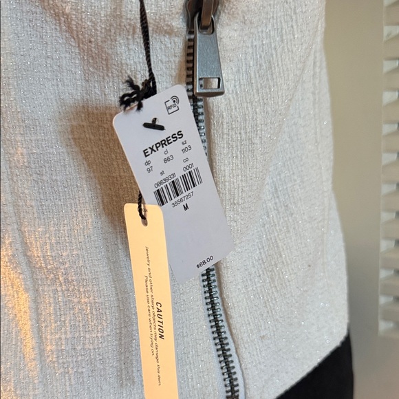 Express White Textured Zip-Up Top - Picture 2 of 5